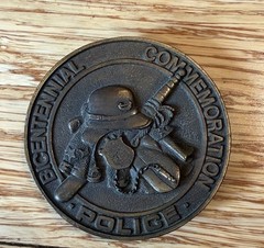 COLUMBUS DIVISION OF POLICE Belt Buckle 1976 W.M. Needles Bicentennial Cops 2.5”
