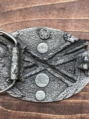 VINTAGE DARTS BELT BUCKLE DARTS & DART BOARD 1984 BERGAMONT BRASS WORKS – New
