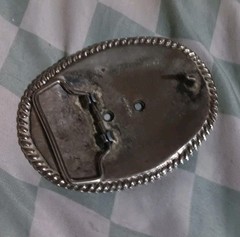 Vintage 1995 Oval Engraved Silver-Tone Belt Buckle – Blank Canvas