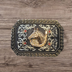 Cowboy Belt Buckle For Men Horse Head/Horse Shoe 4.25&Prime;x3&Prime; Gold Tone/Silver/Black