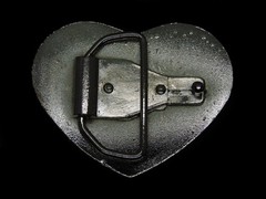 TC03162 VERY COOL **HEART SHAPED W/ CRYSTALS** FASHION ART BELT BUCKLE