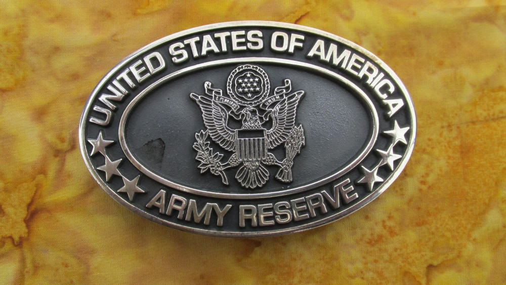 Vintage Oval Brass Belt Buckle Army Reserve 1991