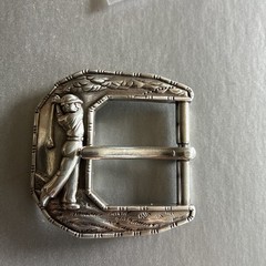 Vintage 1998 Unisex Decorative Belt Buckle 1.25” Wide Belt