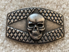 Men’s Chrome Skull belt buckle chrome/ black statement piece