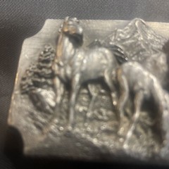 Siskiyou 1989 3-D Belt Buckle Horses Q-35 Brass Buckle w/ Metal Loop USA Made