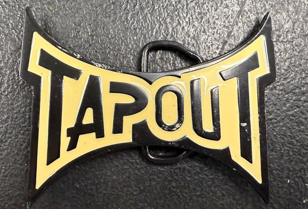 🥊 Tapout Belt Buckle – Black & Yellow MMA Logo Design