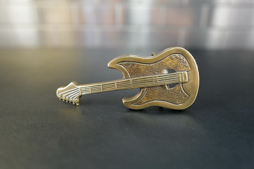 Guitar Belt Buckle – Brass Instrument Music Buckle 4 3/4s inches long Rock