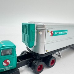 CWM USA Truck 1:87 HO Safeway Foods Strores Inc. Refrigerator TM IH RARE HTF