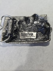 belt buckle