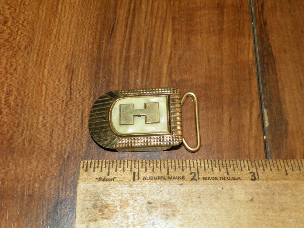 Vintage MACO Brass Belt Buckle Momogrammed « H » w/ Mother of Pearl Inlay