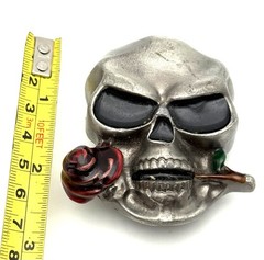 Skull Belt Buckle Rose In Mouth Pewter Silver Tone Marked HB126 Unisex Biker