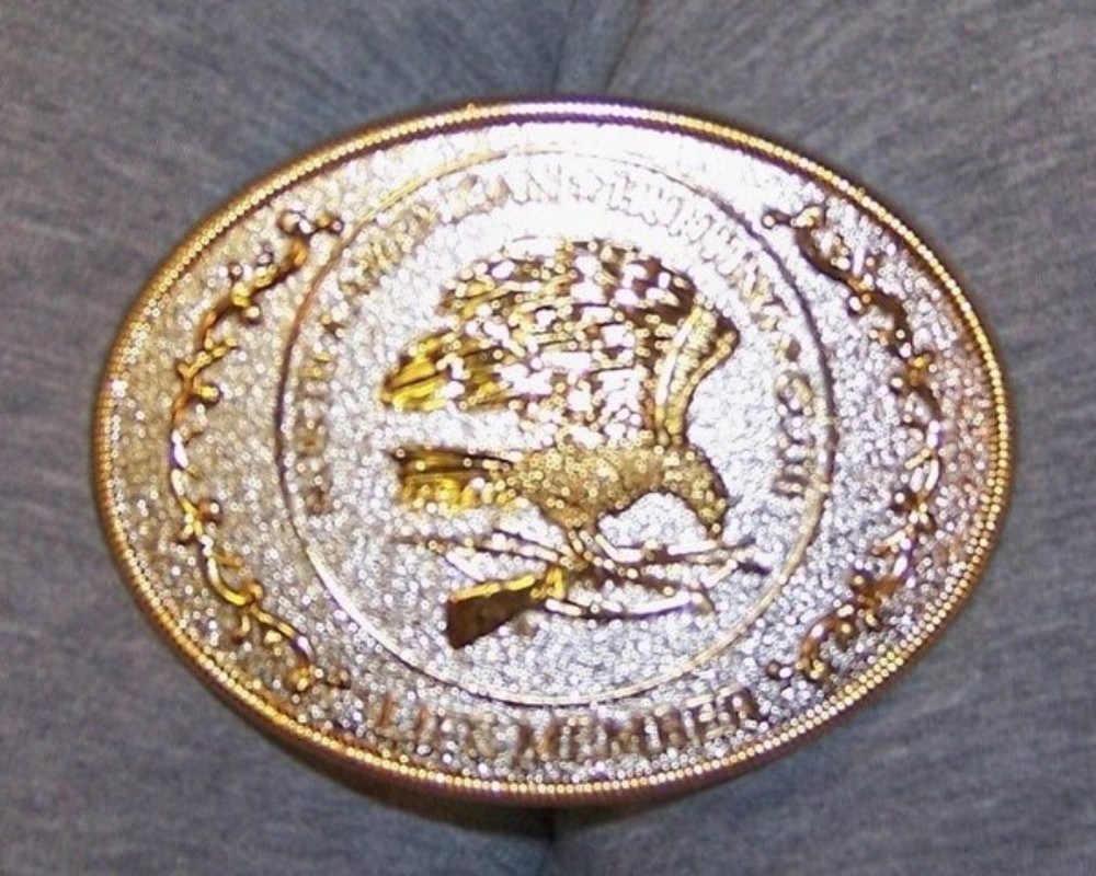 Belt Buckle Eagle North American Hunting Club Life Member Silver Golden New
