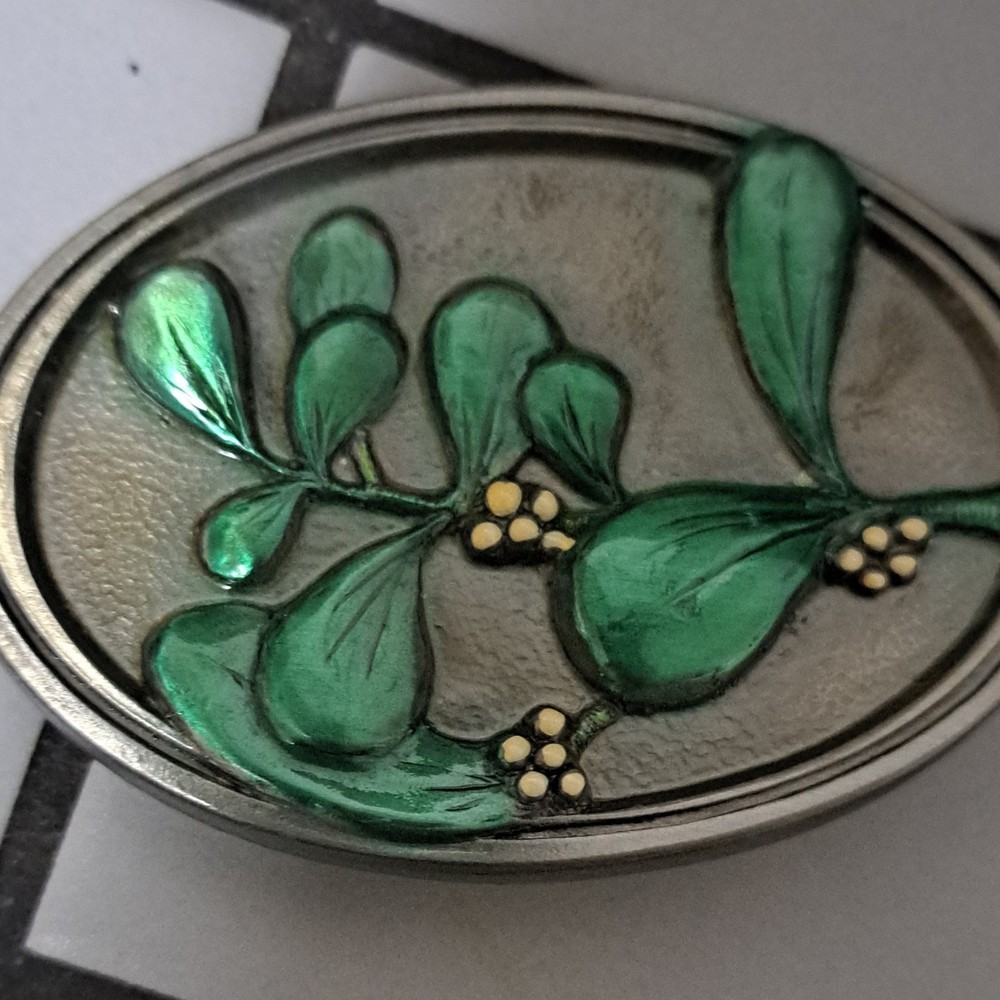 Paladin Inc. 1988 Green Silver Floral Oval Western Belt Buckle for Men