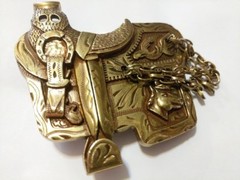 ✖ WESTERN Steer Saddle Cowboy Rodeo Style ✖ Belt Buckle Buck ✖ Gold / bronze USA
