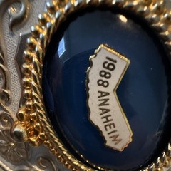 Men&rsquo;s Two-Tone Oval Floral Western Belt Buckle Blue Center 1988 Anaheim
