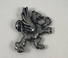 VINTAGE GRIFFON SILVER COLORED BELT BUCKLE
