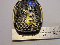 AMERICAN FLAG DEER HUNTING BUCK HUNTER Metal Belt Buckle (BRASS LOOKING)