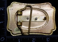LH26115 VINTAGE ***OLD WEST WAGON*** GOLDTONE WESTERN BELT BUCKLE