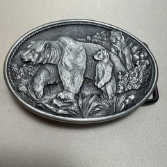 Heritage Pewter Belt Buckle 3 Grizzlies Oval