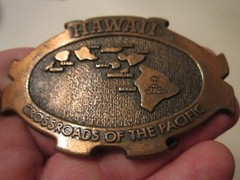 HAWAII CROSSROADS OF THE PACIFIC BELT BUCKLE – MADE IN CANADA – GW-16