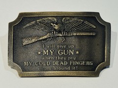 Indiana Metal 1977 Belt Buckle – « I&rsquo;LL GIVE UP MY GUN WHEN…” Charlton Heston NRA