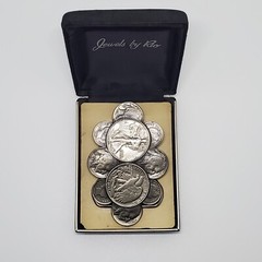 Buckle Coin USA – Vintage Years 90s Made In The USA! Jewels by Rio