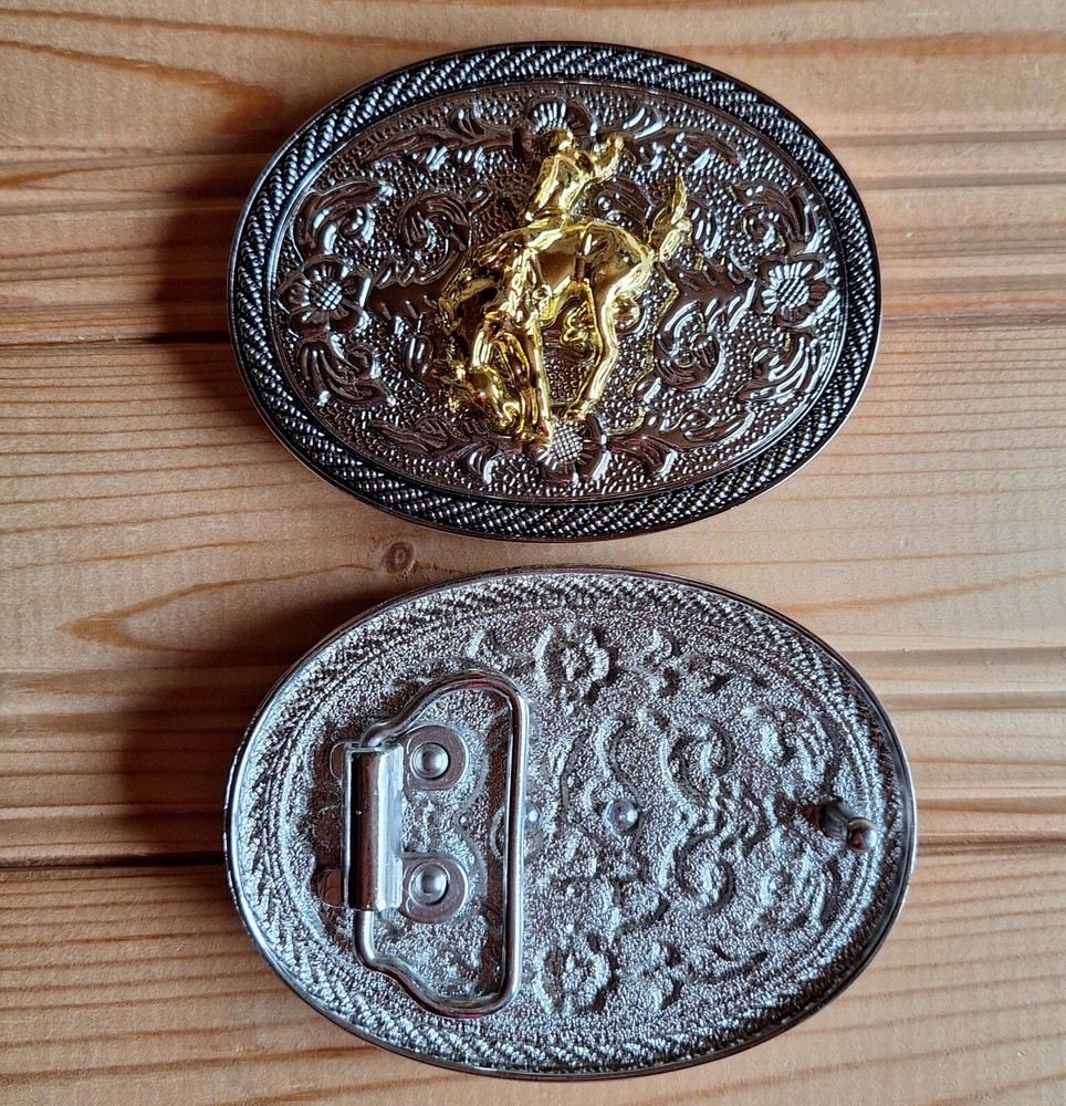 Rodeo western country oval silver & gold belt buckle