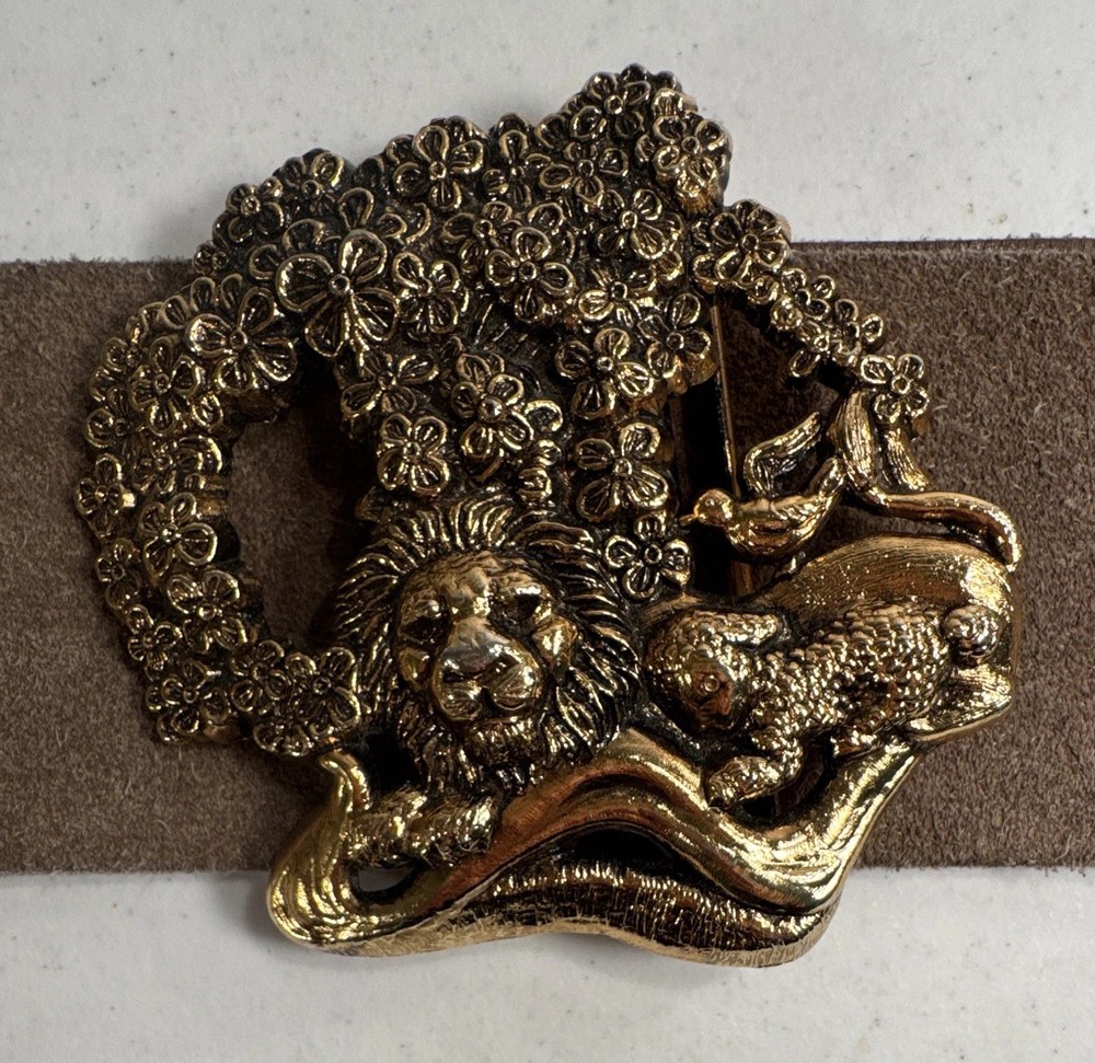 Gold Tone Lion & Floral Metal Bar Belt Buckle for Men, Fits 2 in Belt
