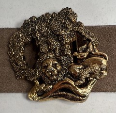 Gold Tone Lion & Floral Metal Bar Belt Buckle for Men, Fits 2 in Belt