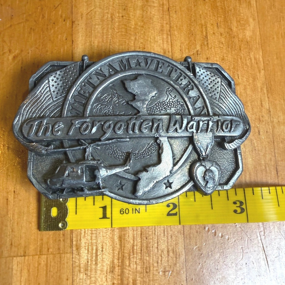 Vintage 1988 Siskiyou Vietnam Veteran The Forgotten Warrior Pewter Belt Buckle