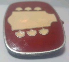 Belt Buckle – Guitar Tuning Head – RJ – 3 »x2.25 » Cream & Burgundy Pewter TNN