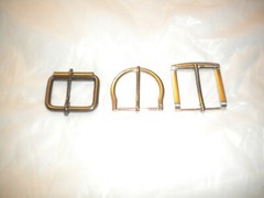 LOTS OF 3 SILVER COLOR REGULAR BUCKLE FOR 1 1/2 IN WIDE BELT 3 DIFERENT DESIGNS