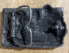 belt buckle