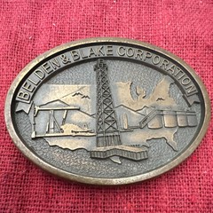 Belden & Blake Corp Oil Rig Pumpjack Oval Gold/Silver Western Belt Buckle 1.5&Prime;