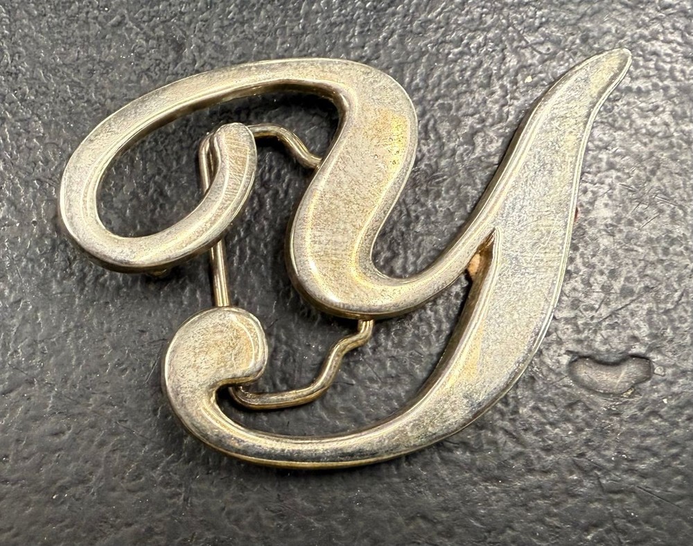 Bold Capital “Y” Cut-Out Belt Buckle – Personalized Style Statement!