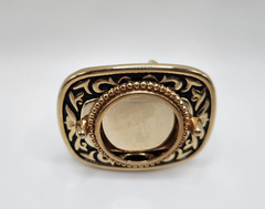 VINTAGE BELT BUCKLE – GEMSTONE NEEDED FOR CENTER Black and Goldtone Buckle