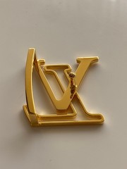 Louis Vuitton 40mm LV Gold Polished Belt Buckle