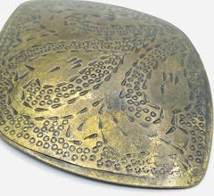 vintage Design brass belt buckle from the 1900s Y1