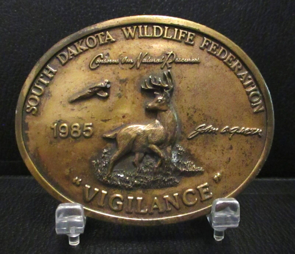 South Dakota Wildlife Federation Vigilance Buck Deer Belt Buckle 1985 John Green