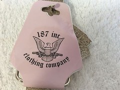 Cadillac Belt Buckle Pink guns design Brand New Chrome Deville Seville Auto Car
