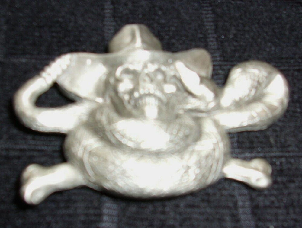 VNTG 1990 GREAT AMERICAN BUCKLE CO SILVER SKULL COWBOY HAT SNAKE BELT BUCKLE