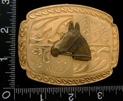 LI04110 *NOS* VINTAGE ***HORSE HEAD w/ BRIDLE*** WESTERN GOLDTONE BELT BUCKLE