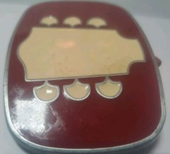 Belt Buckle – Guitar Tuning Head – RJ – 3 »x2.25 » Cream & Burgundy Pewter TNN