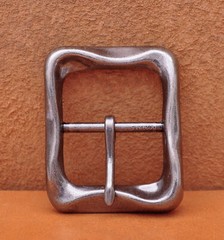 Personalized Novelty Heavy Strong Bike Men Retro Center Bar Pin Belt Buckle 40mm