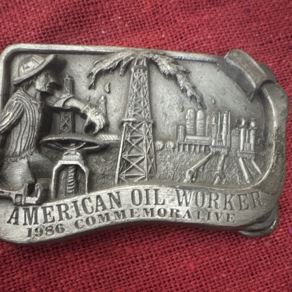 Arroyo Grande Buckle Co American Oil Worker 1986 Belt Buckle LE #361/5000 1.5&Prime;