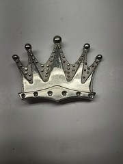 LARGE CROWN DESIGN BELT BUCKLE – WITH CRYSTALS