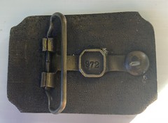 Used Unbranded Brass Tone Ducks Belt Buckle #972 5 OZ 3 1/8 Inches Long U2