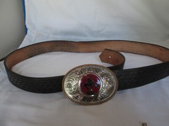 MONTANA SILVERSMITHS End Of The Trail Buckle & Belt Silver Plated Red Enamel 42