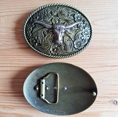 Long horns Bull western country oval bronze & metal belt buckle (choice designs)