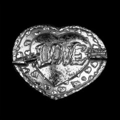 Heart Shaped Belt Buckle with LOVE Lettering Vintage Style Antique Silver
